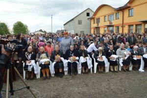 Vizita la Crasna a coincis cu comemorarea prizonierilor români morți în lagărele staliniste